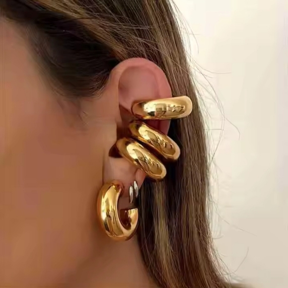 Jewelry - Women silver stainless steel earrings for ear cartilage